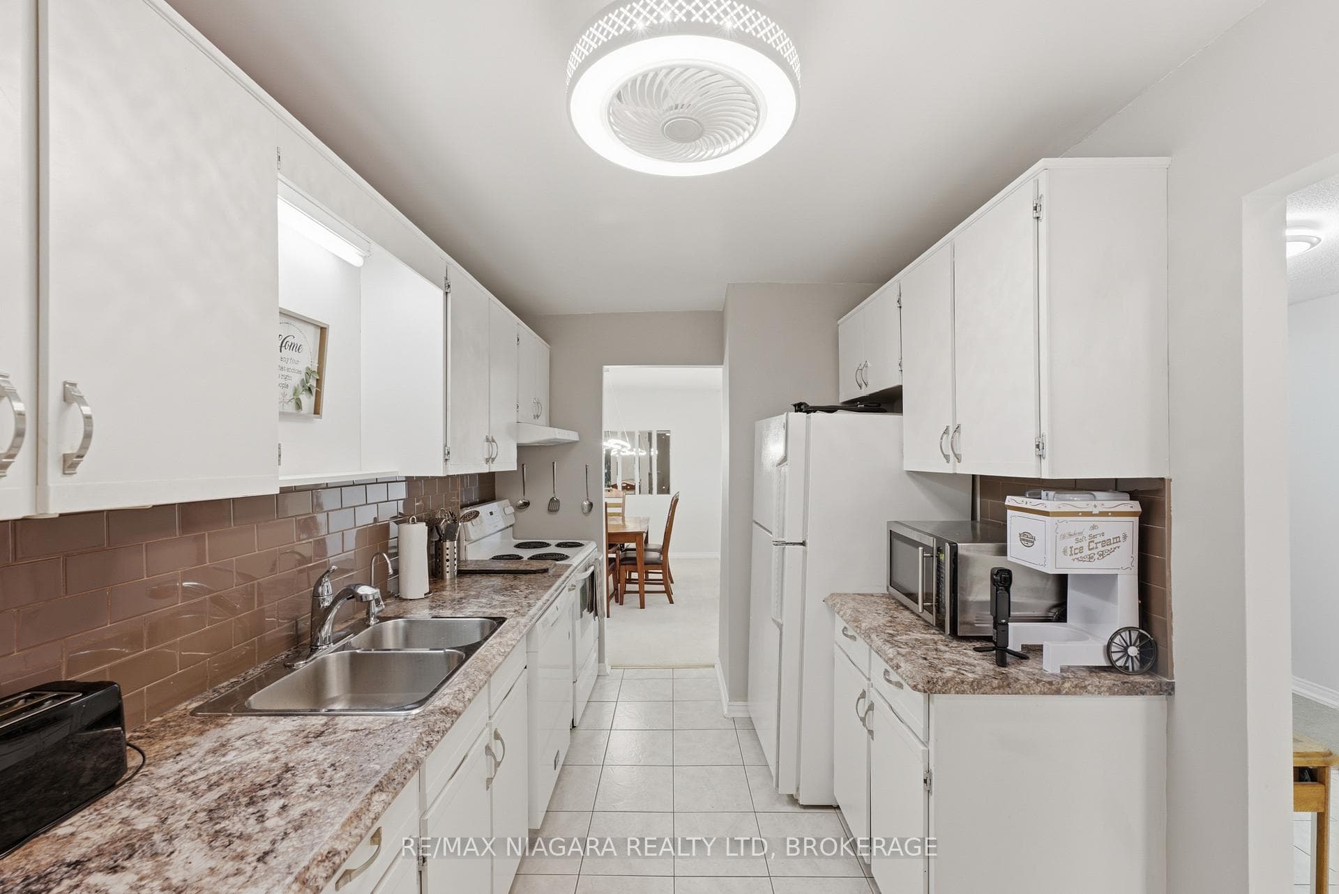 141 Church Street Unit 1003 photo 4
