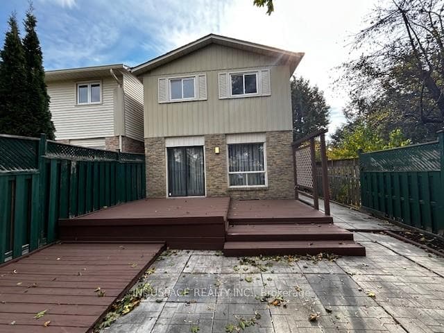 45 Granada Crescent photo 33