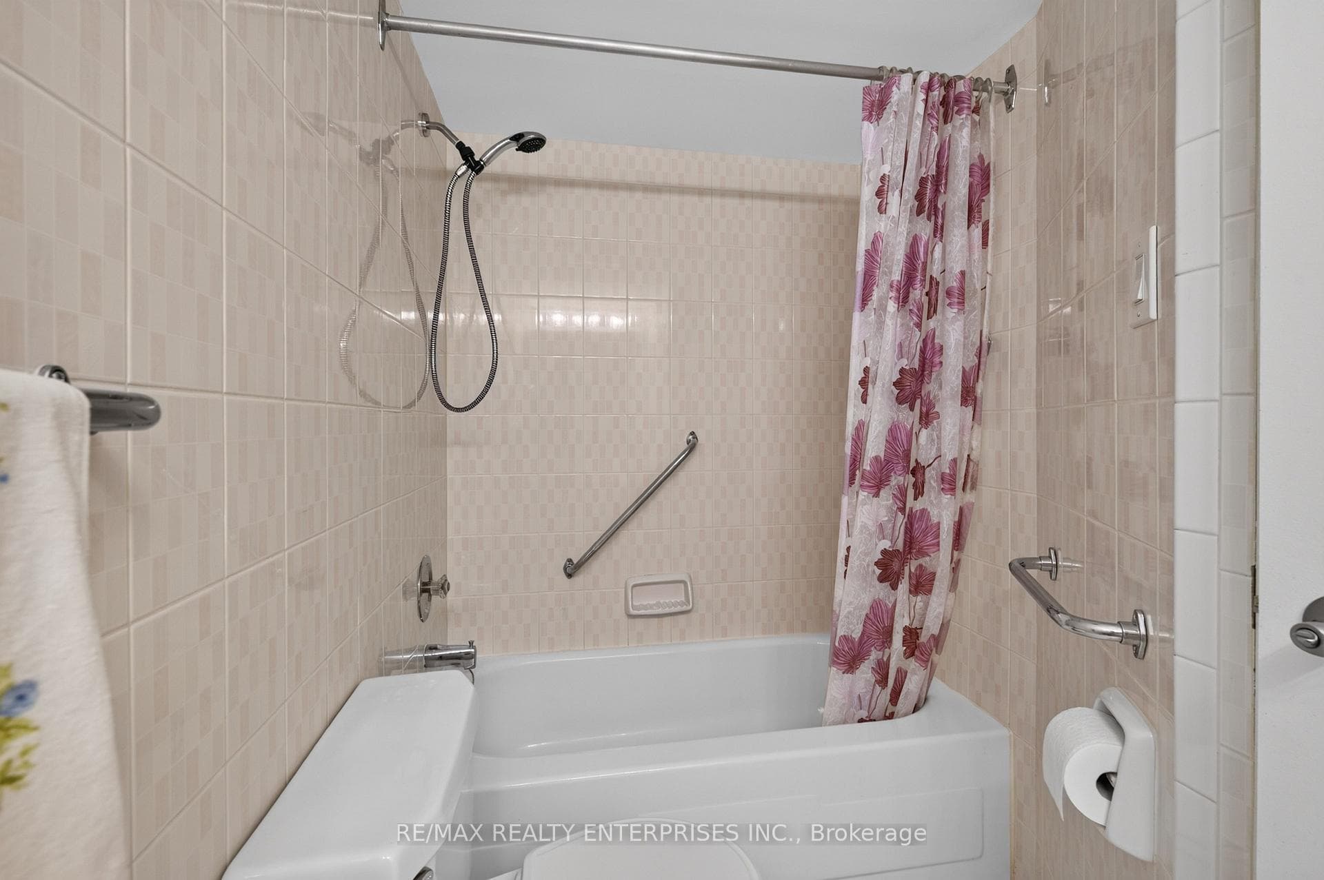 288 Mill Road Unit A49 photo 27