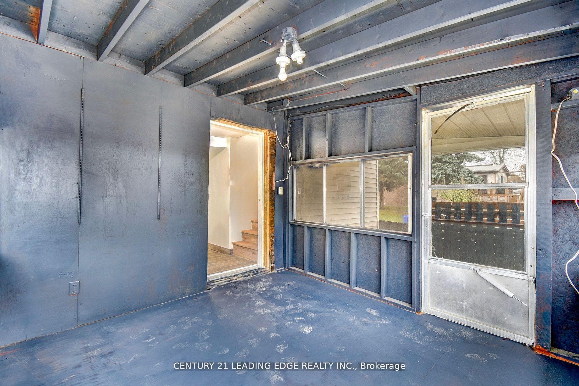 220 Queen Street Unit Lower photo 14