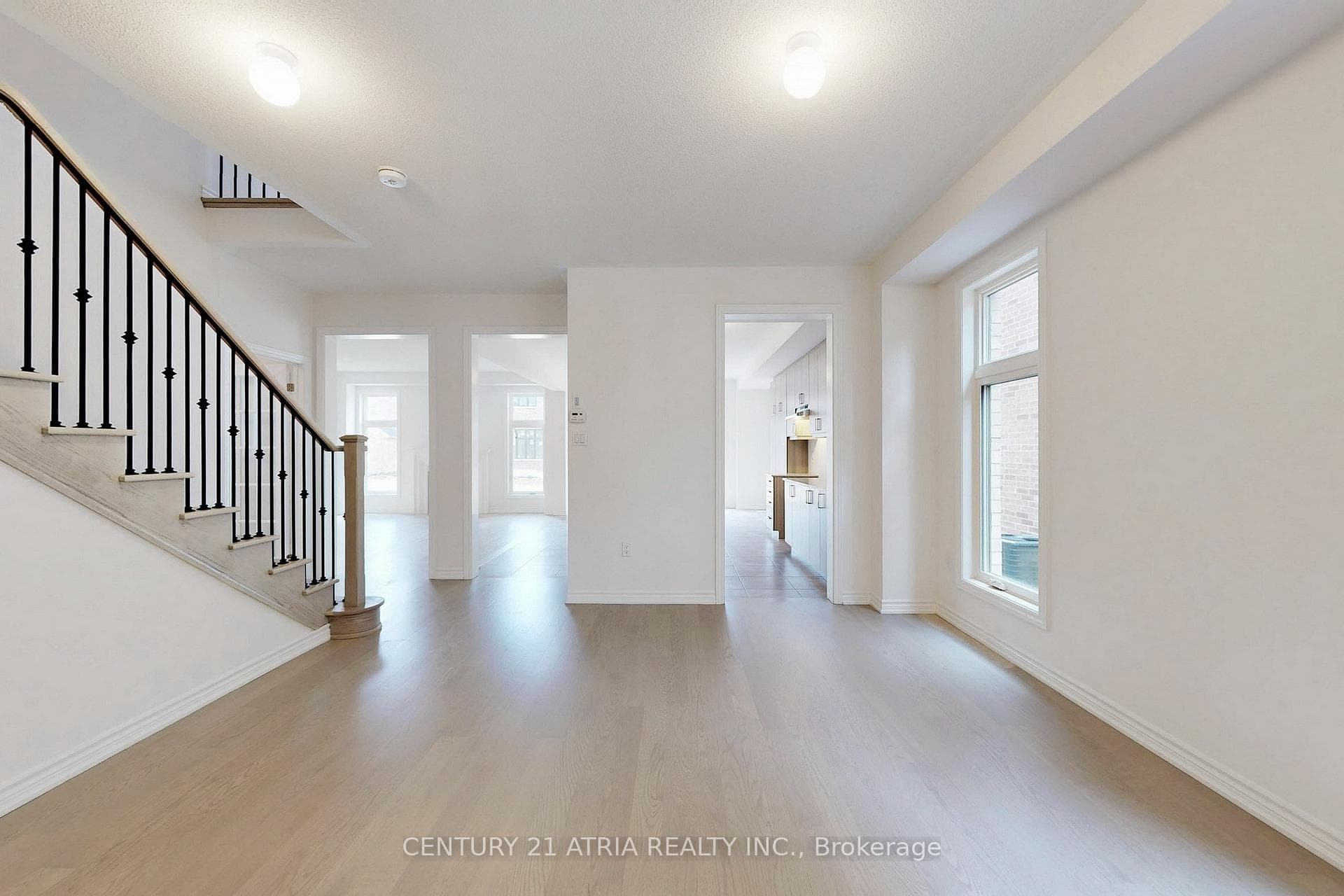 42 Ainslie Hill Crescent photo 11