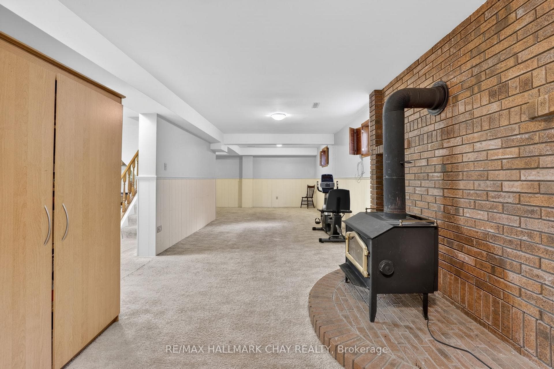 45 Beamsville Drive photo 37