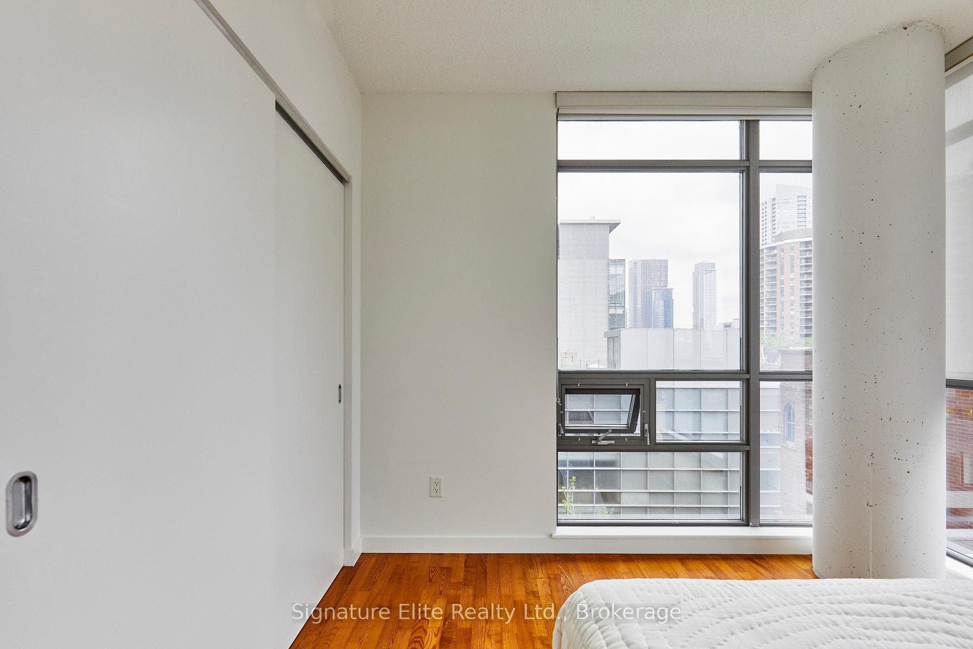 281 Mutual Street Unit 608 photo 19