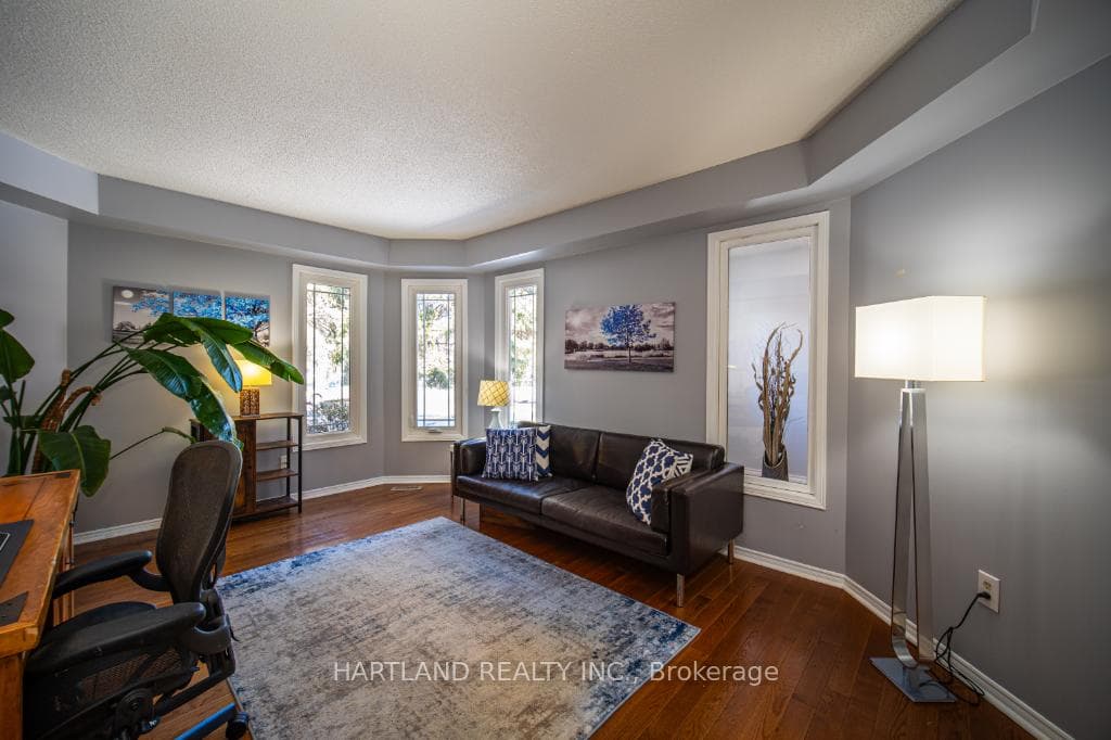 2566 Ambercroft Trail photo 5