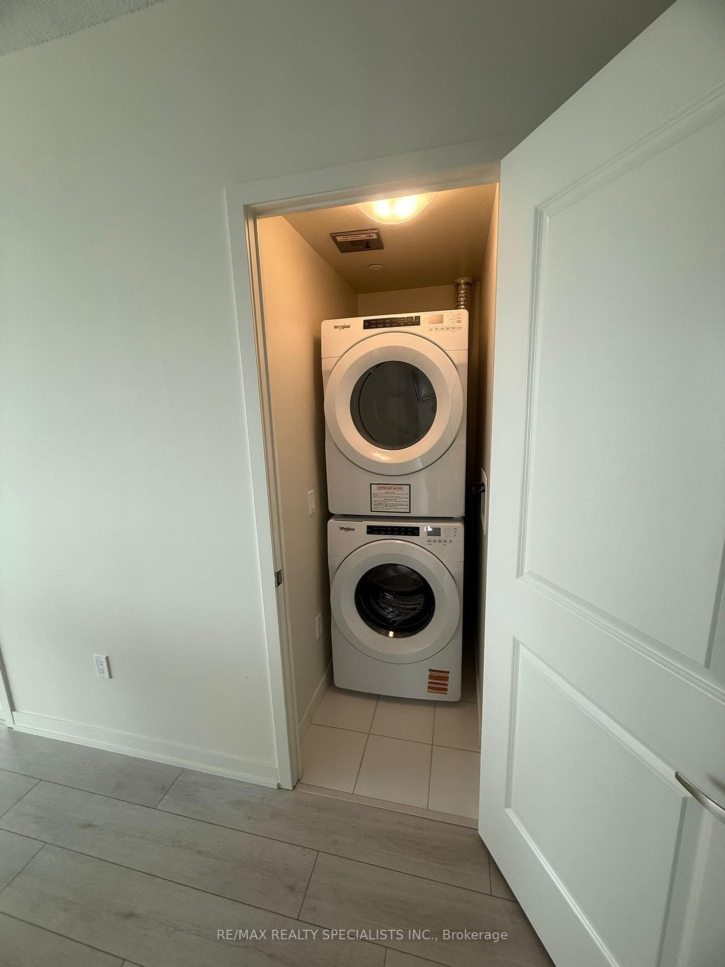 38 Annie Craig Drive Unit 3702 photo 10