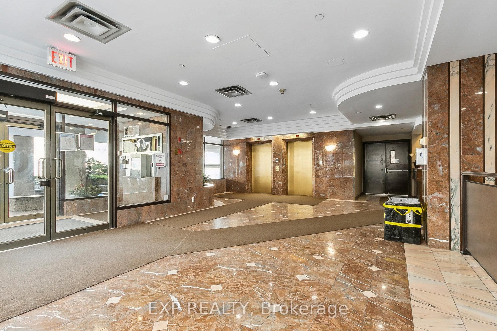 7 Broadway Avenue Unit 701 photo 31