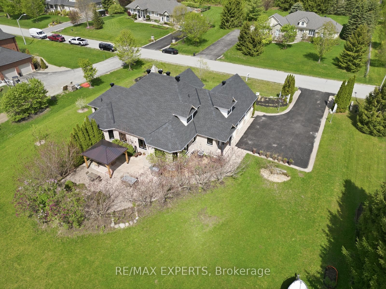 11 Basswood Circle photo 48