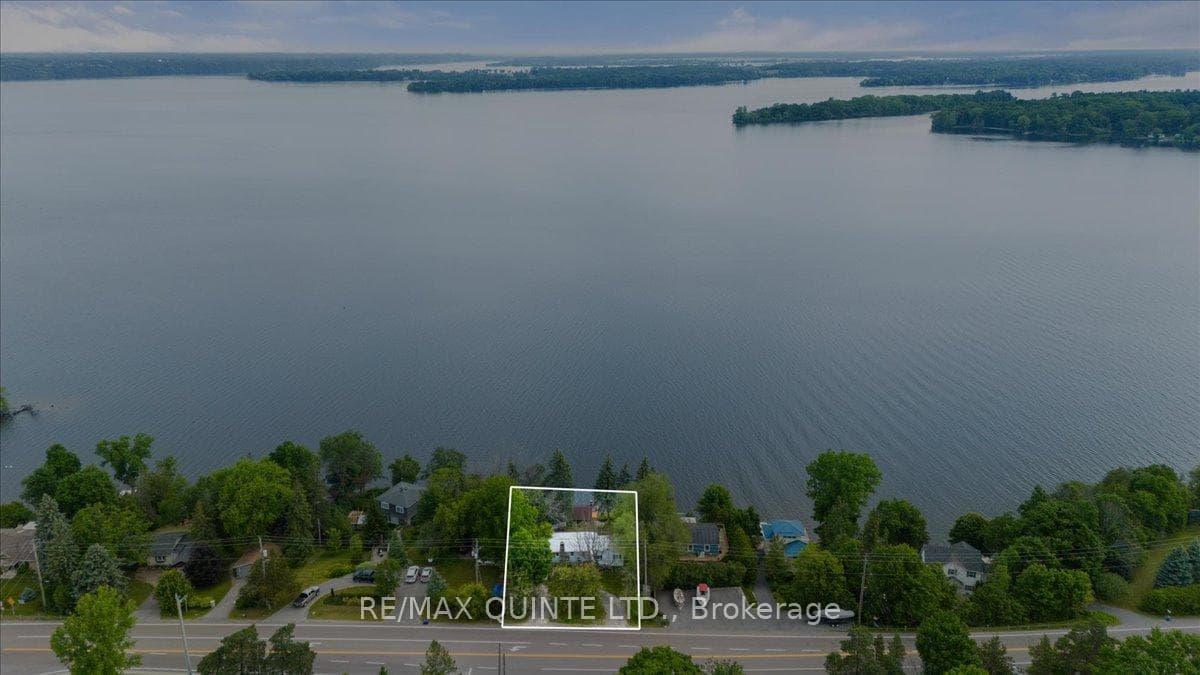 11364 Loyalist Parkway photo 44