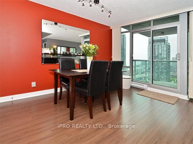 81 Navy Wharf Court Unit 3506 photo 8