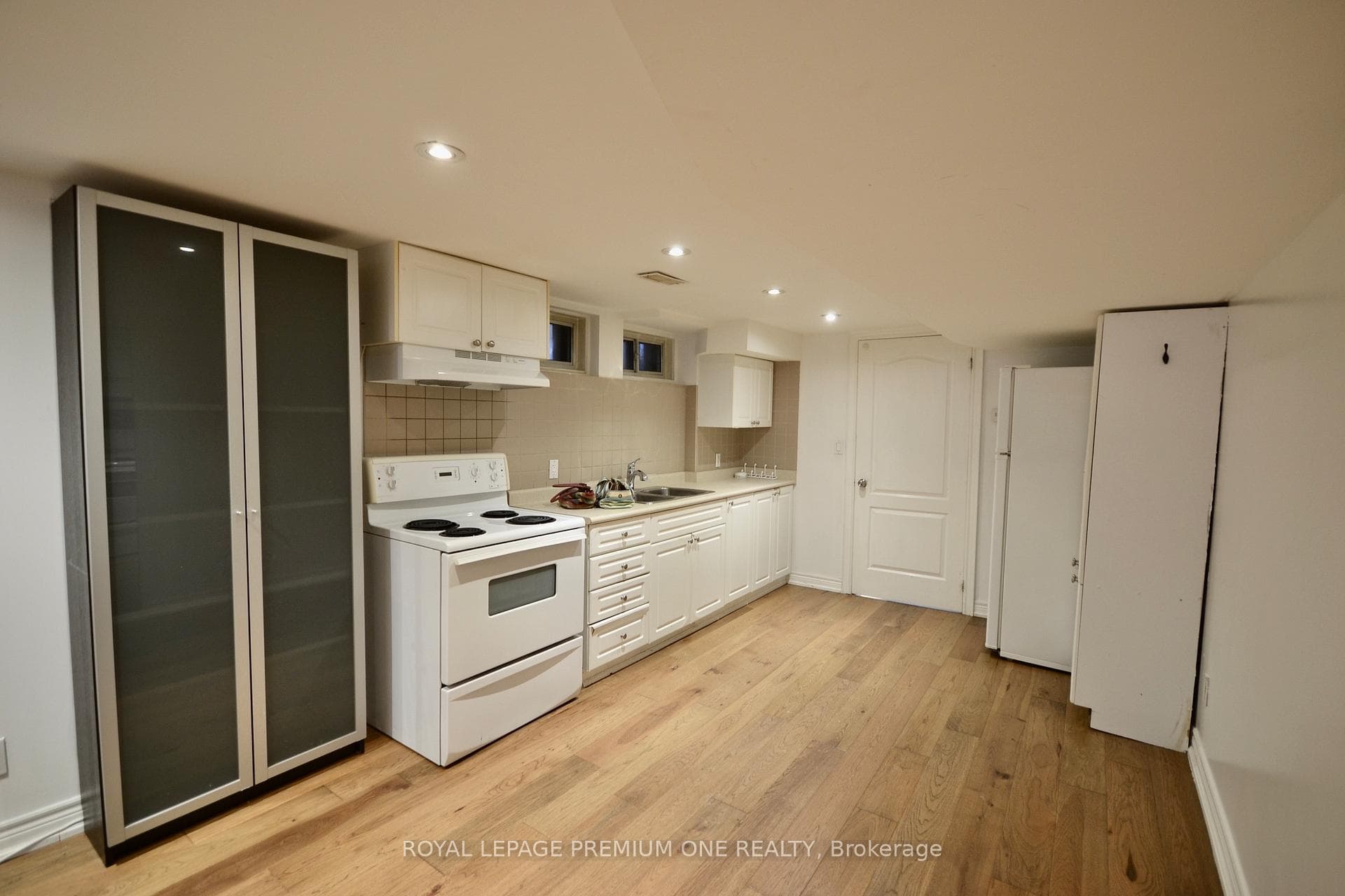 312 Rustic Road Unit Rear photo 17