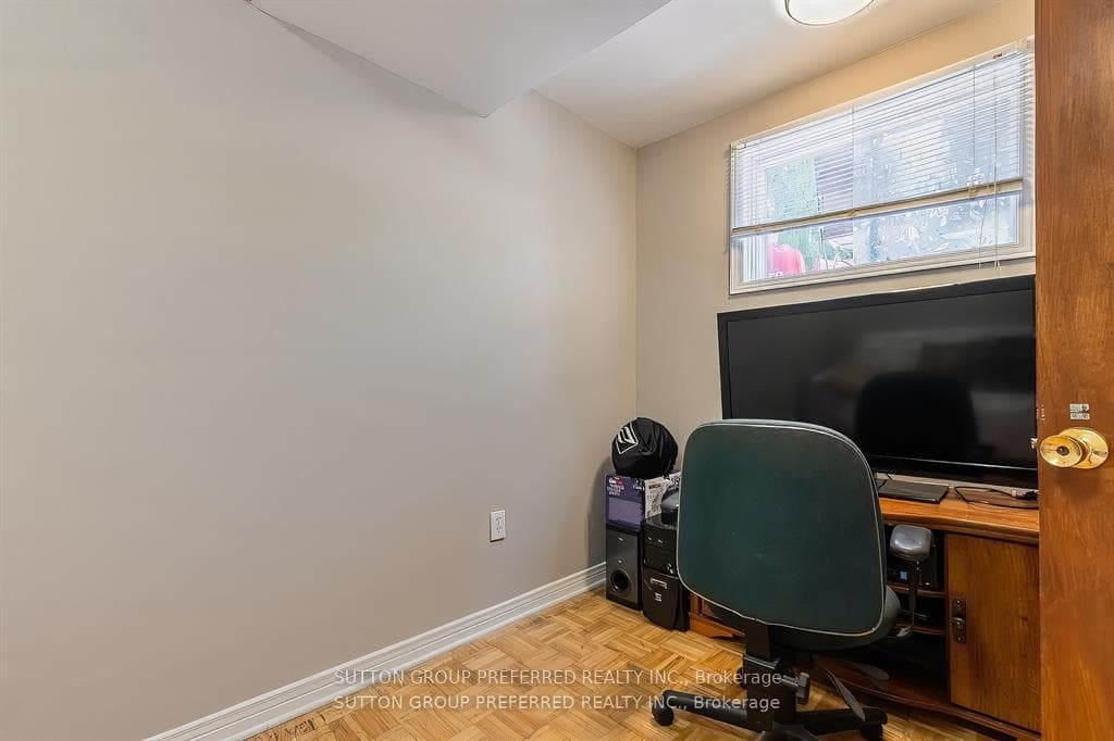 378 Hudson Drive photo 20