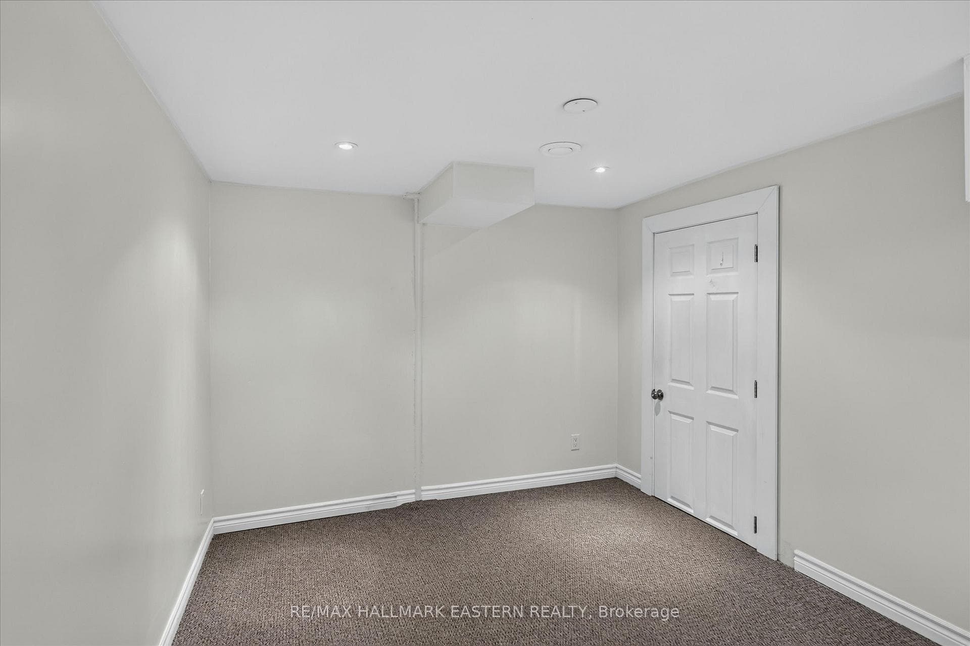 475 Aylmer Street photo 39