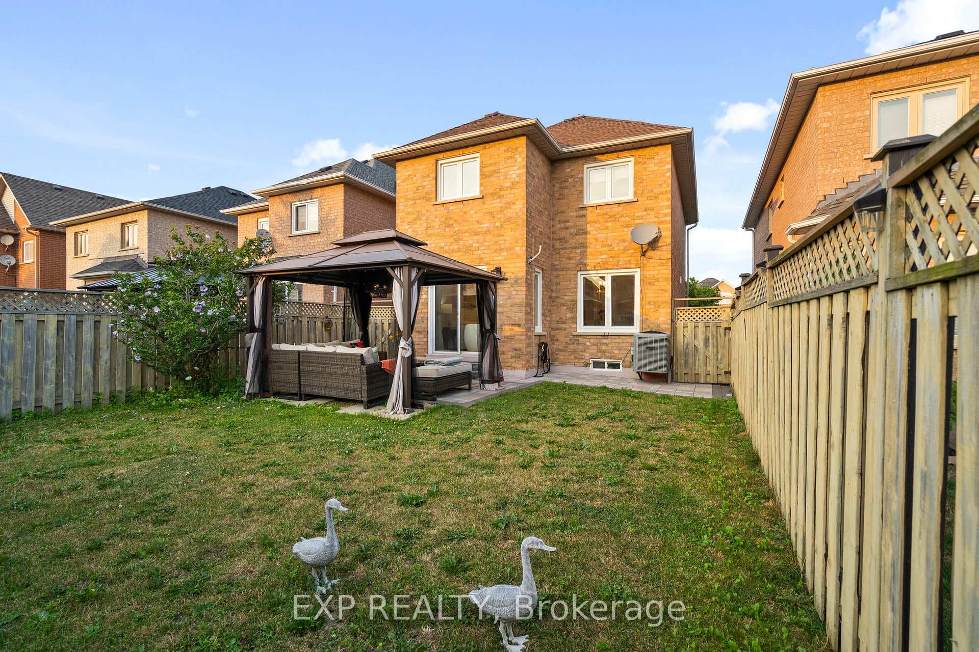 66 Whitefaulds Road photo 41