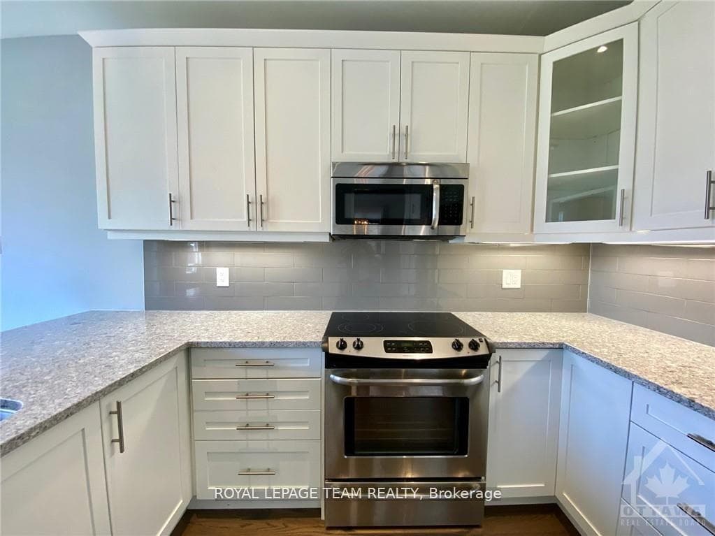 333 Meadowbreeze Drive photo 7