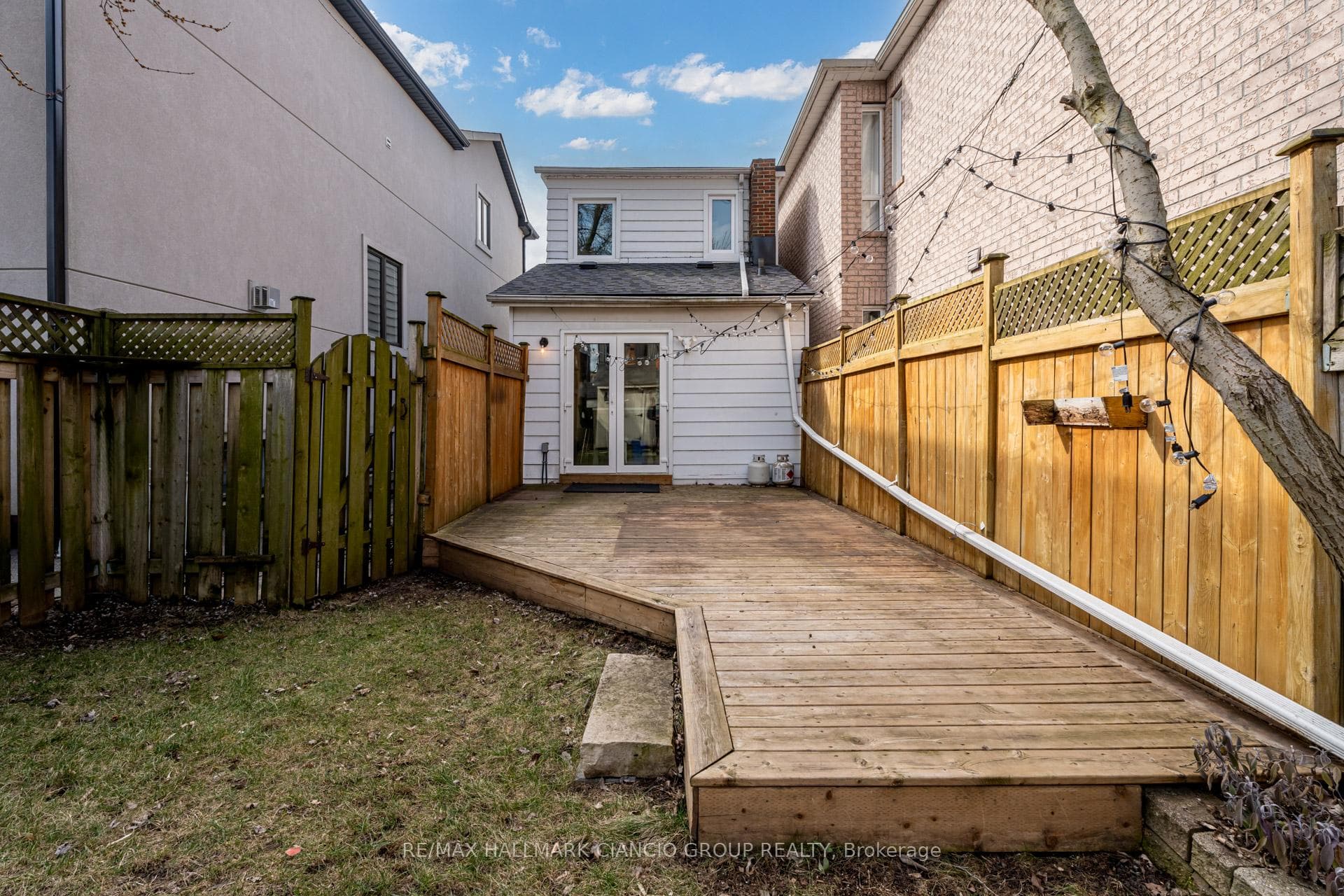 115 Harding Boulevard photo 30