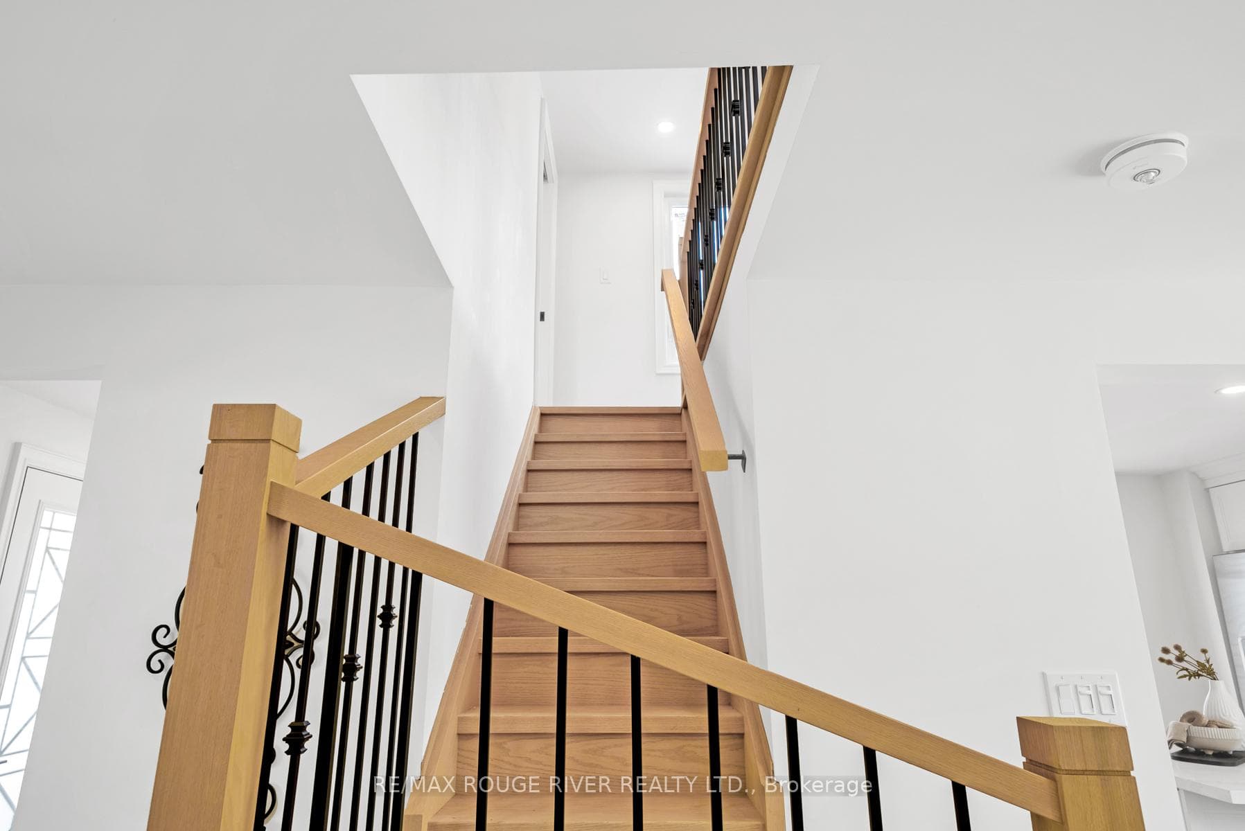 62 Montrave Avenue photo 22
