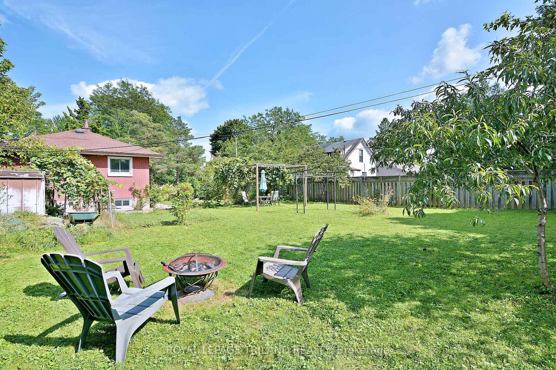 111 Gladstone Avenue photo 29