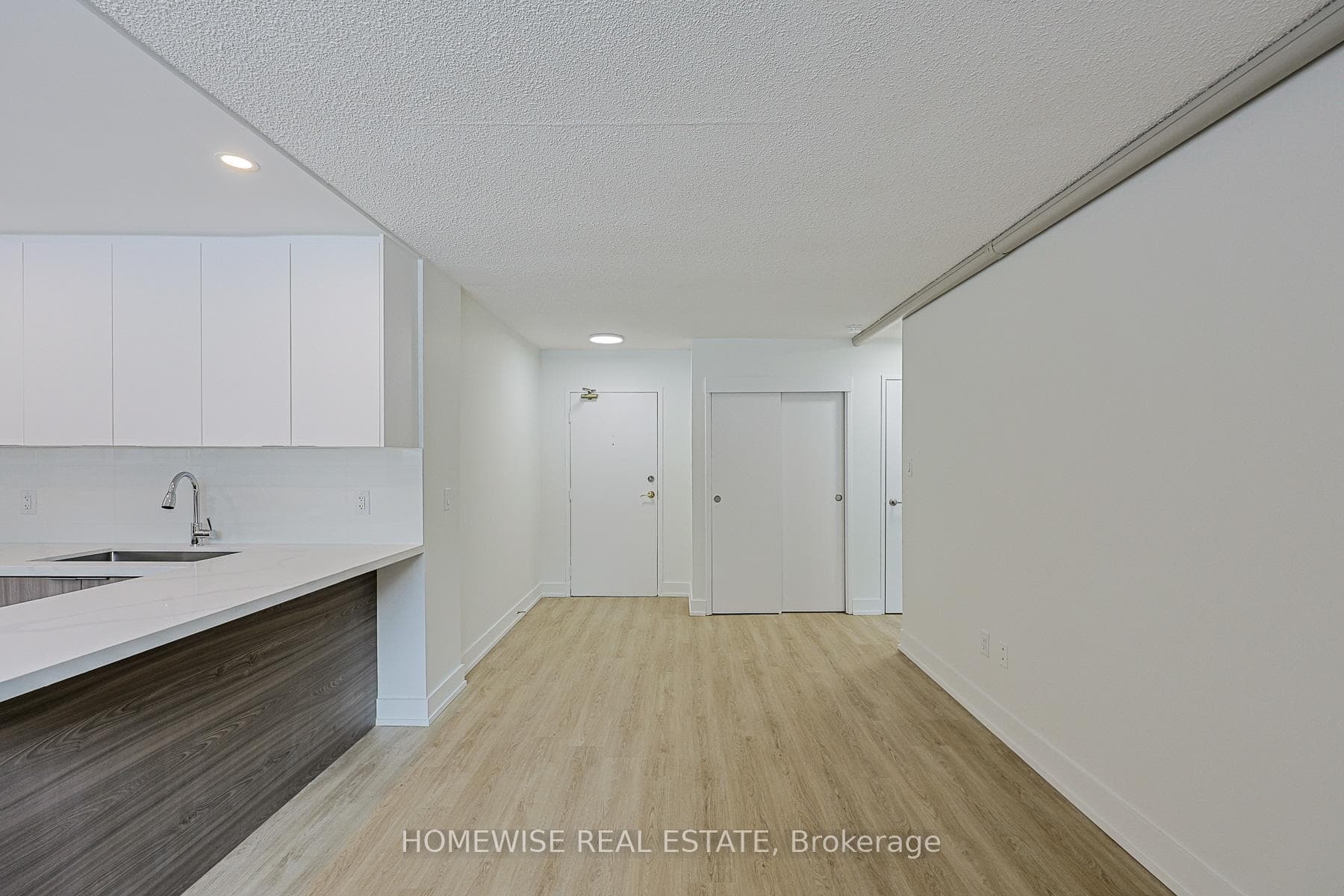 81 Ontario Street Unit 4 photo 5