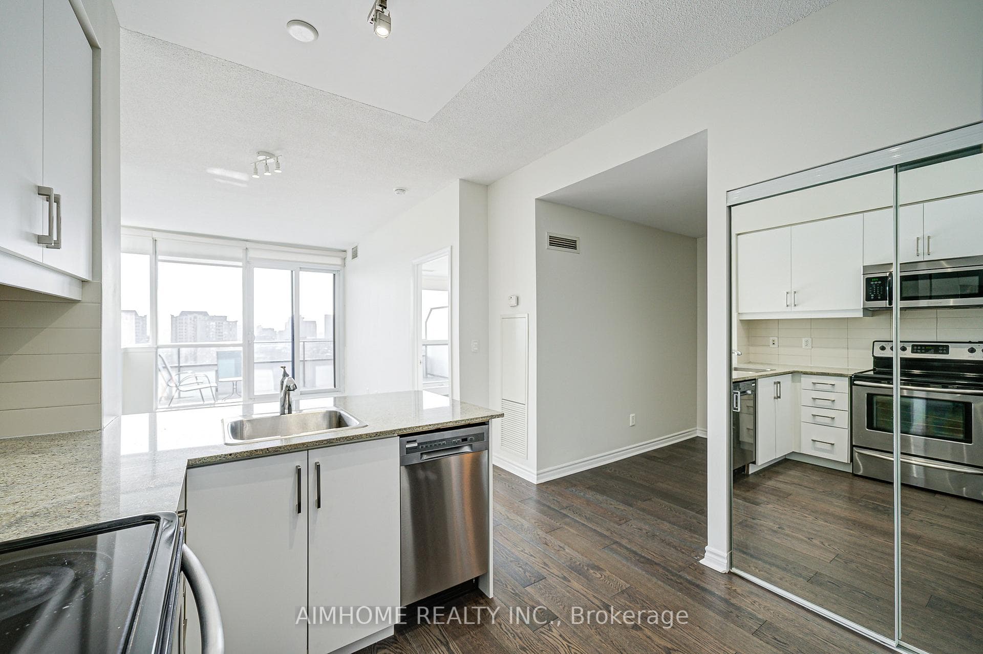 2885 Bayview Avenue Unit 1201 photo 13