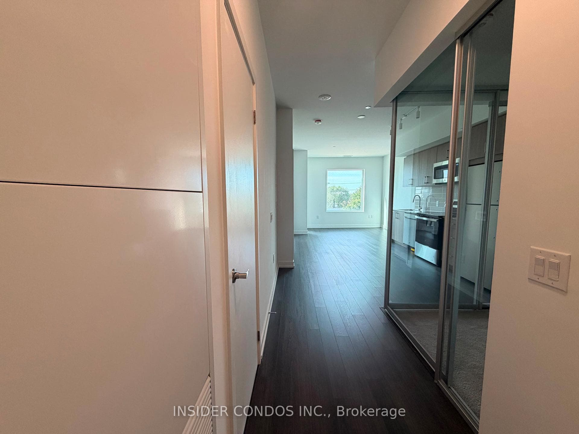 4010 Eglinton Avenue Unit 428 photo 4