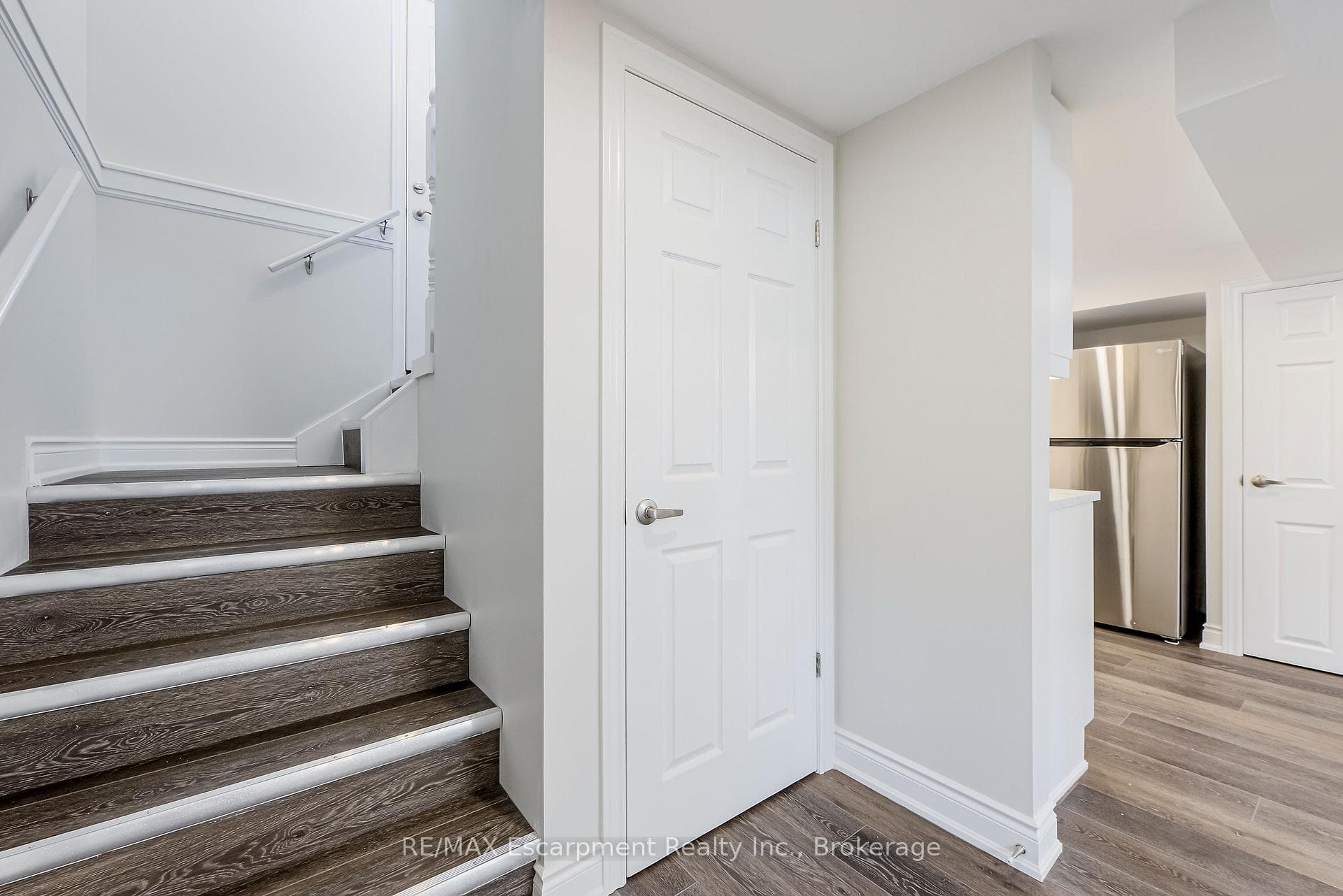 325 EAST 32ND Street Unit 2 photo 2