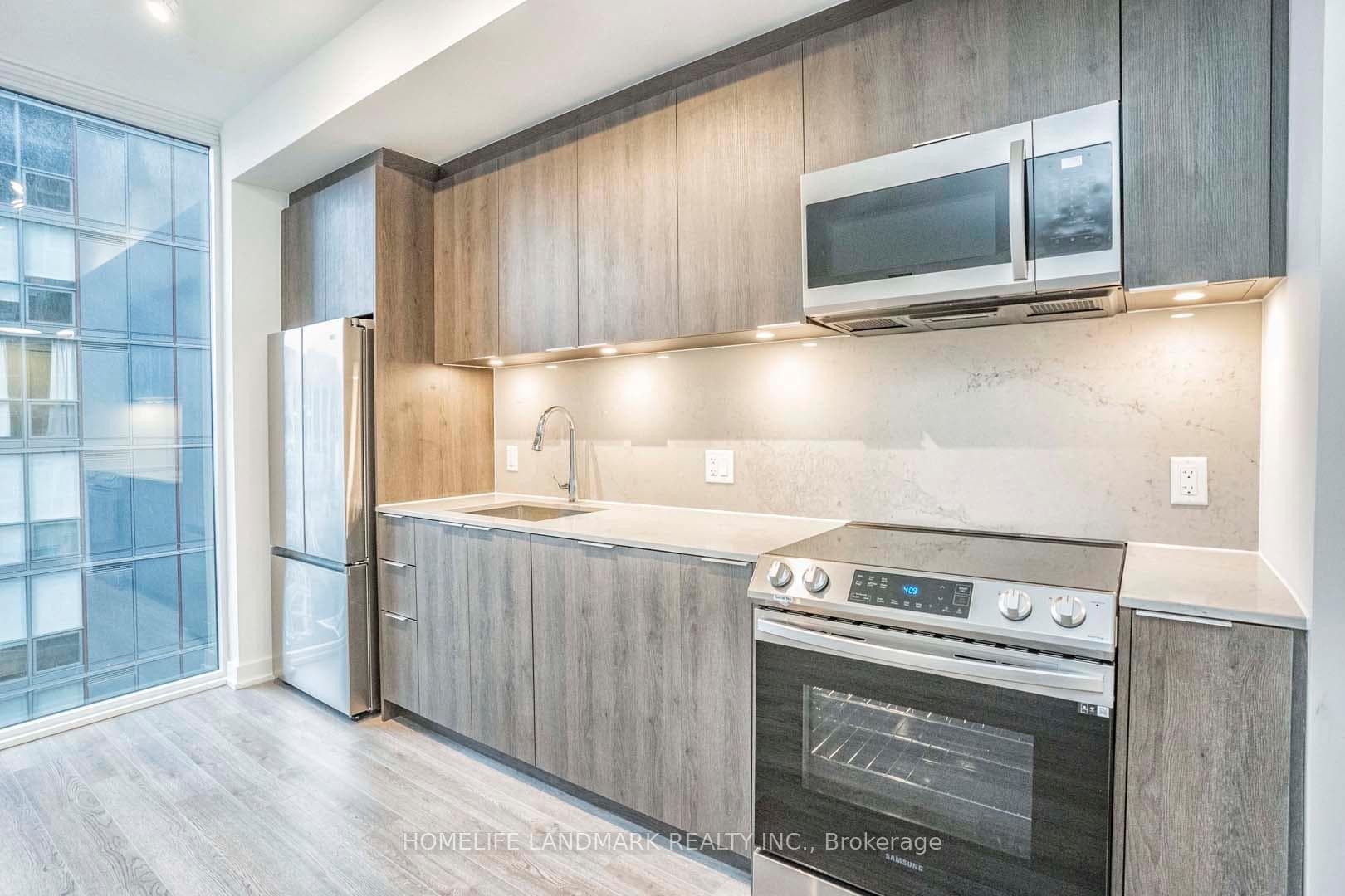357 King Street Unit 1208 photo 11