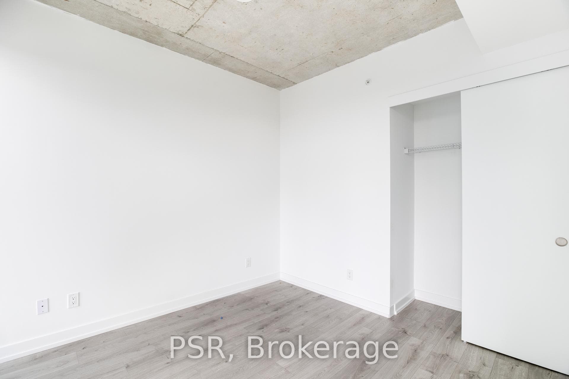 161 Roehampton Avenue Unit 2005 photo 3