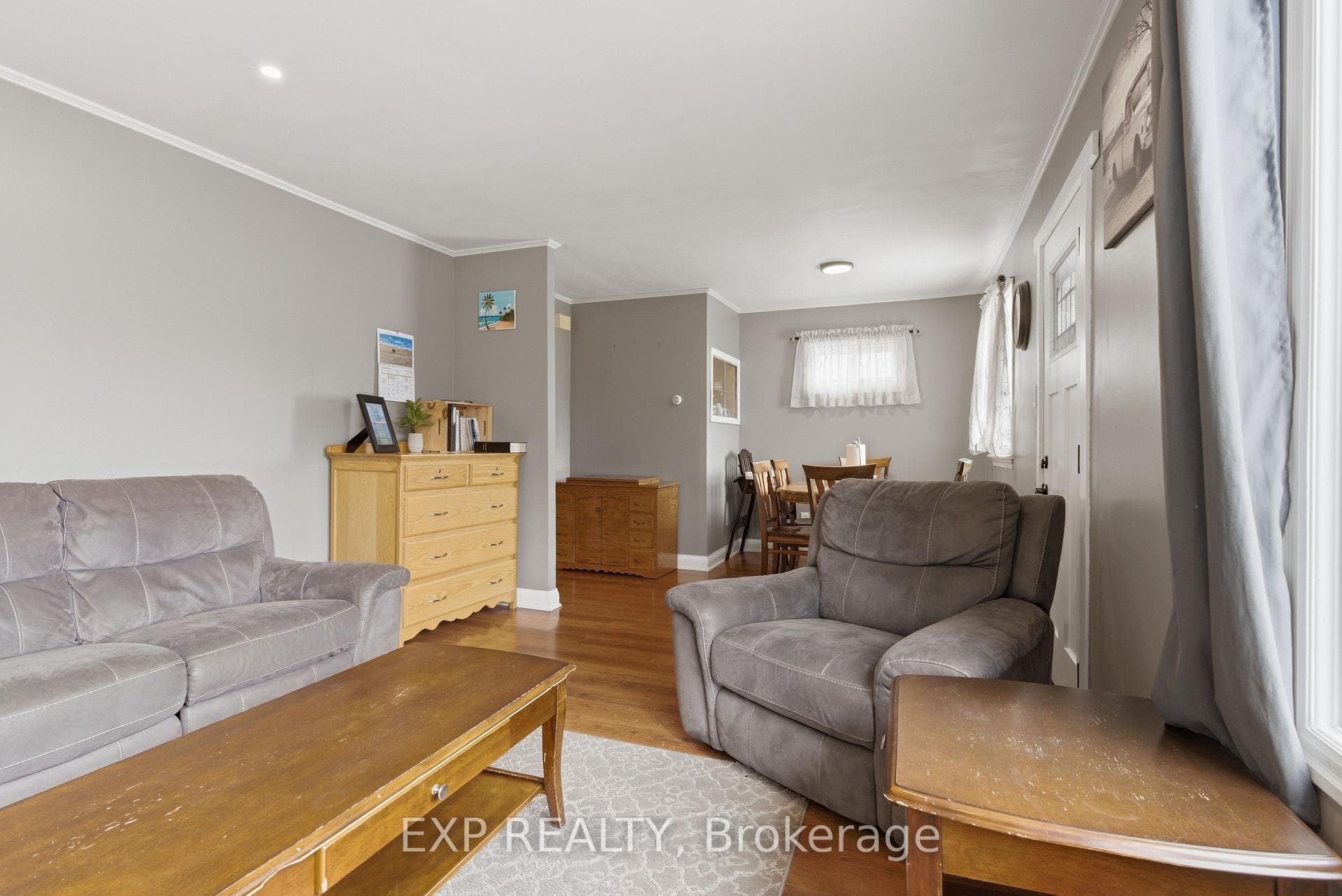18 Plymouth Avenue photo 12