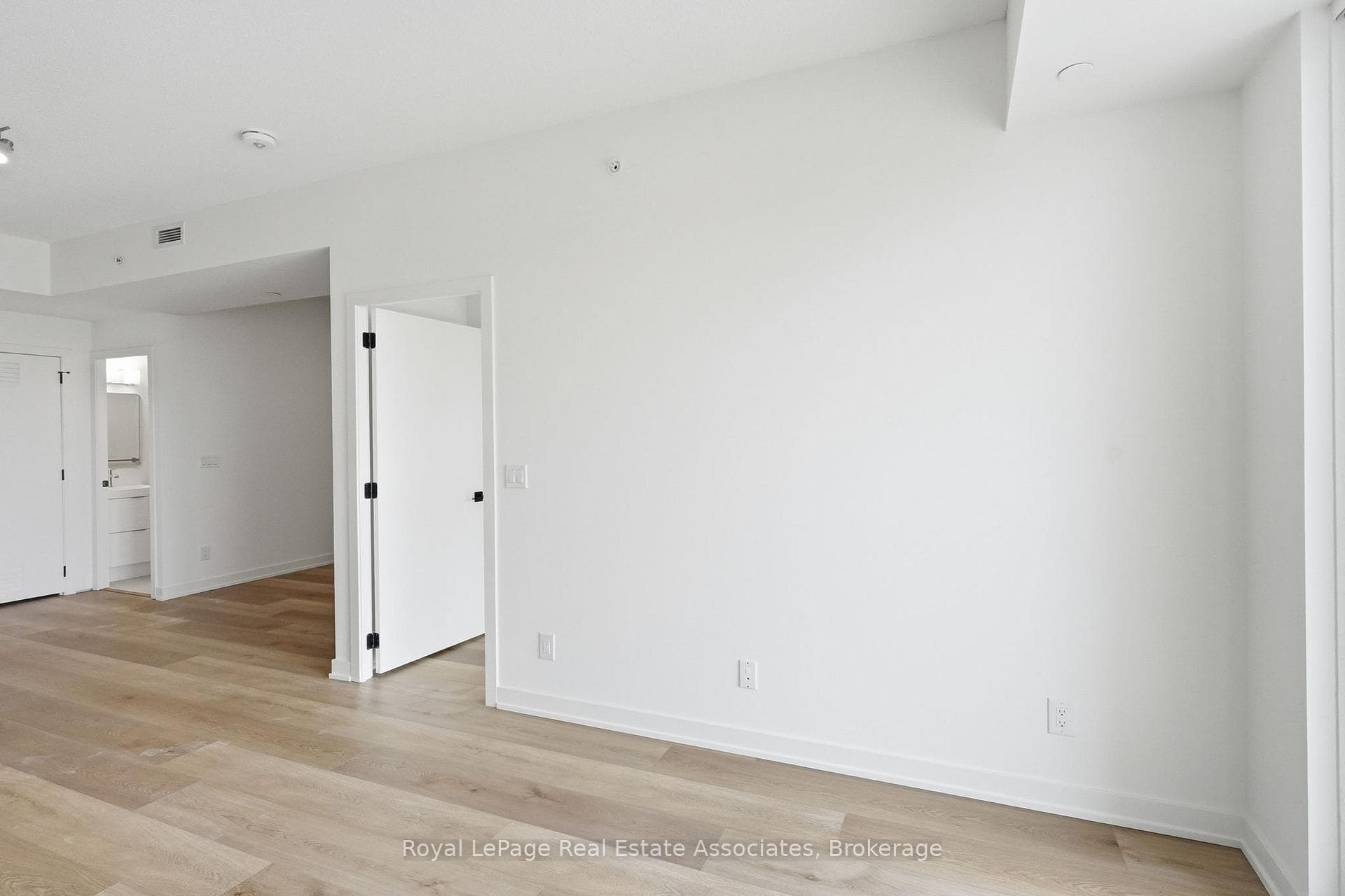 33 Erie Avenue Unit 1315 photo 19