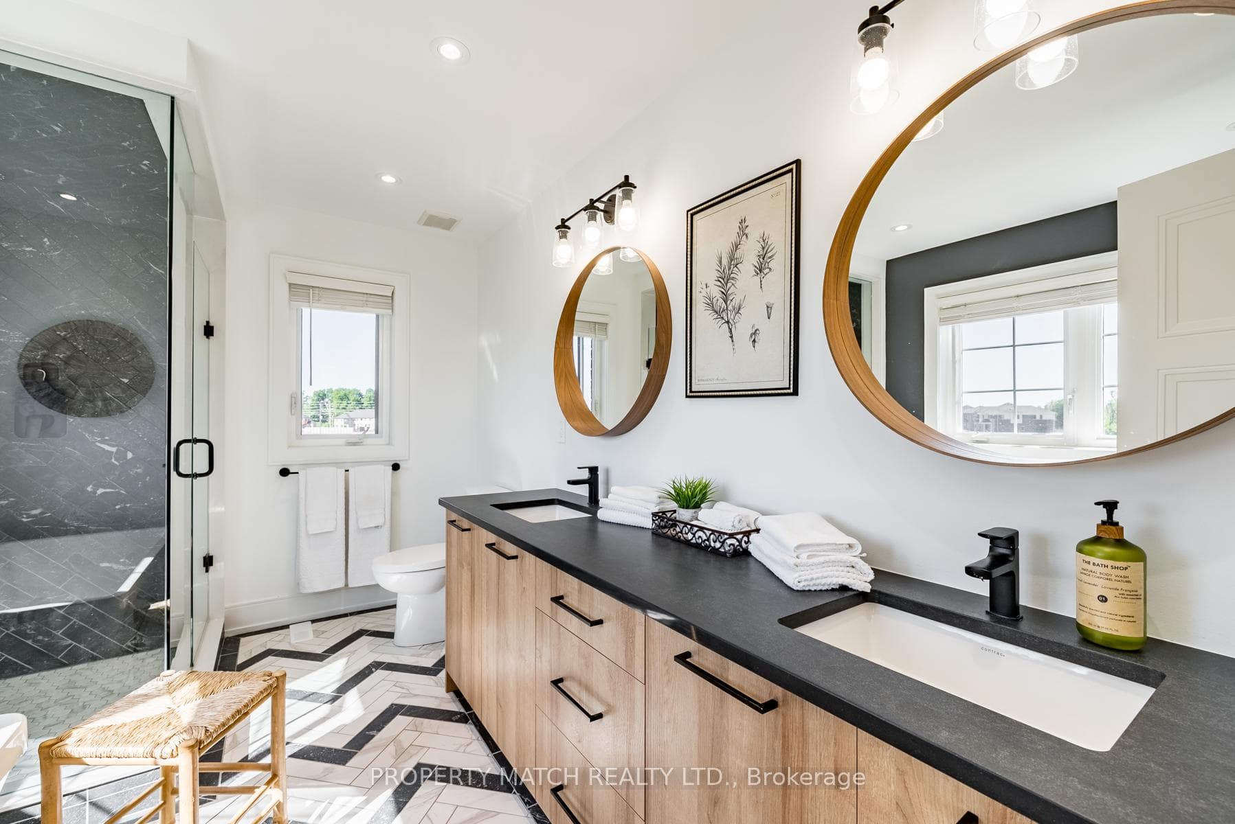 88 Closson Drive photo 28