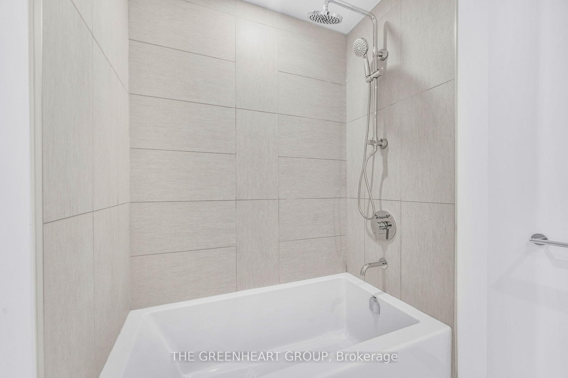 28 Ann Street Unit 802 photo 13