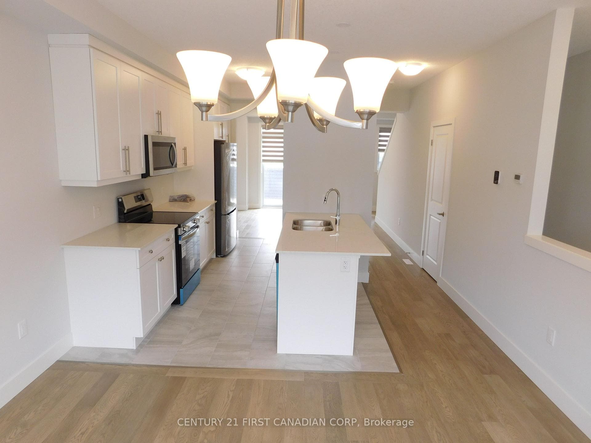 530 Gatestone Road Unit 16 photo 7