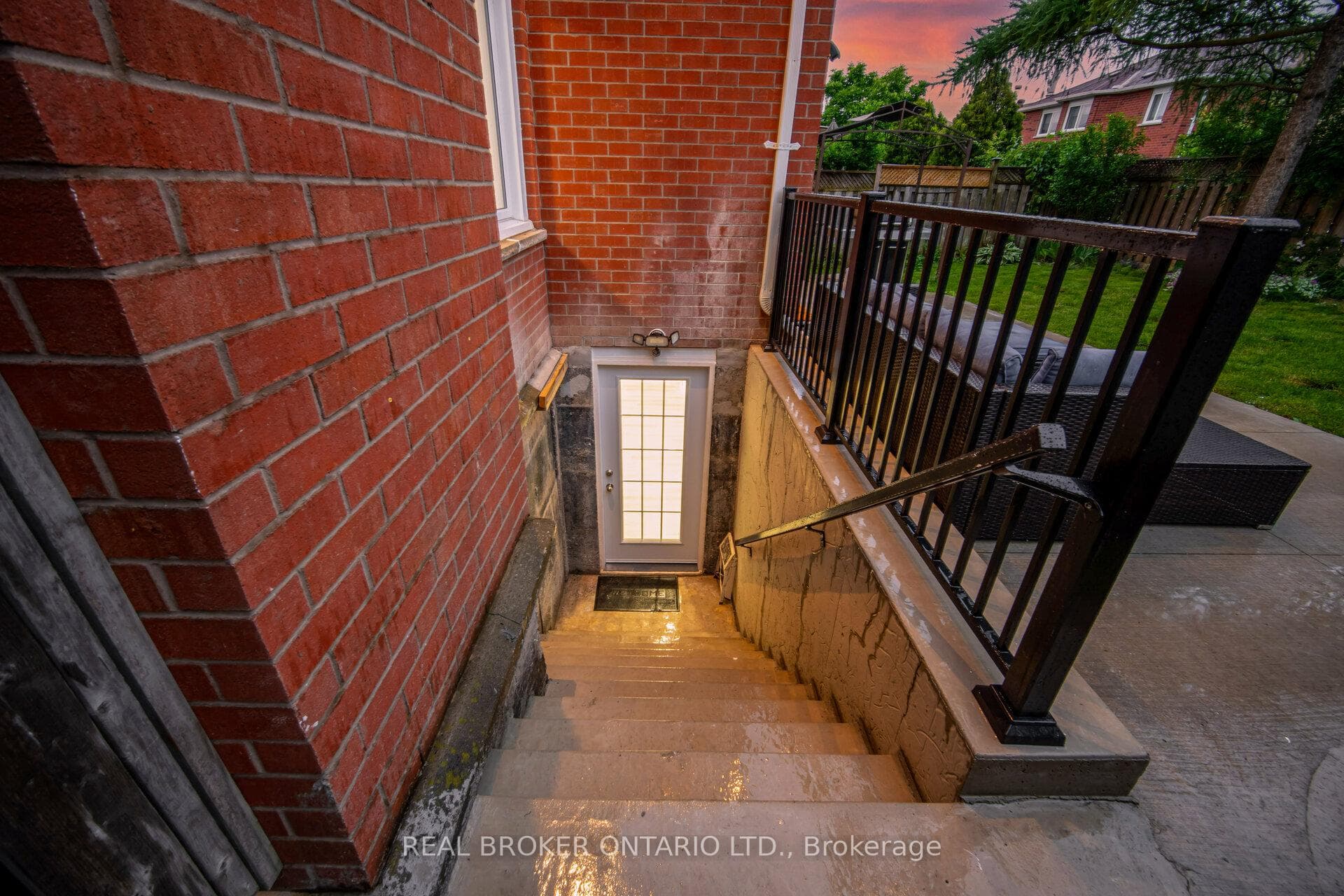 4778 Crystal Rose Drive photo 39