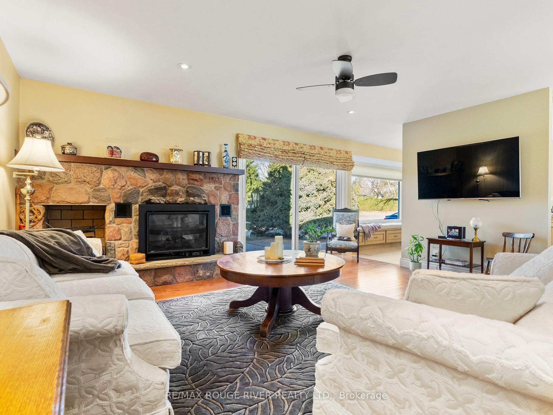 132 EARL Road photo 13