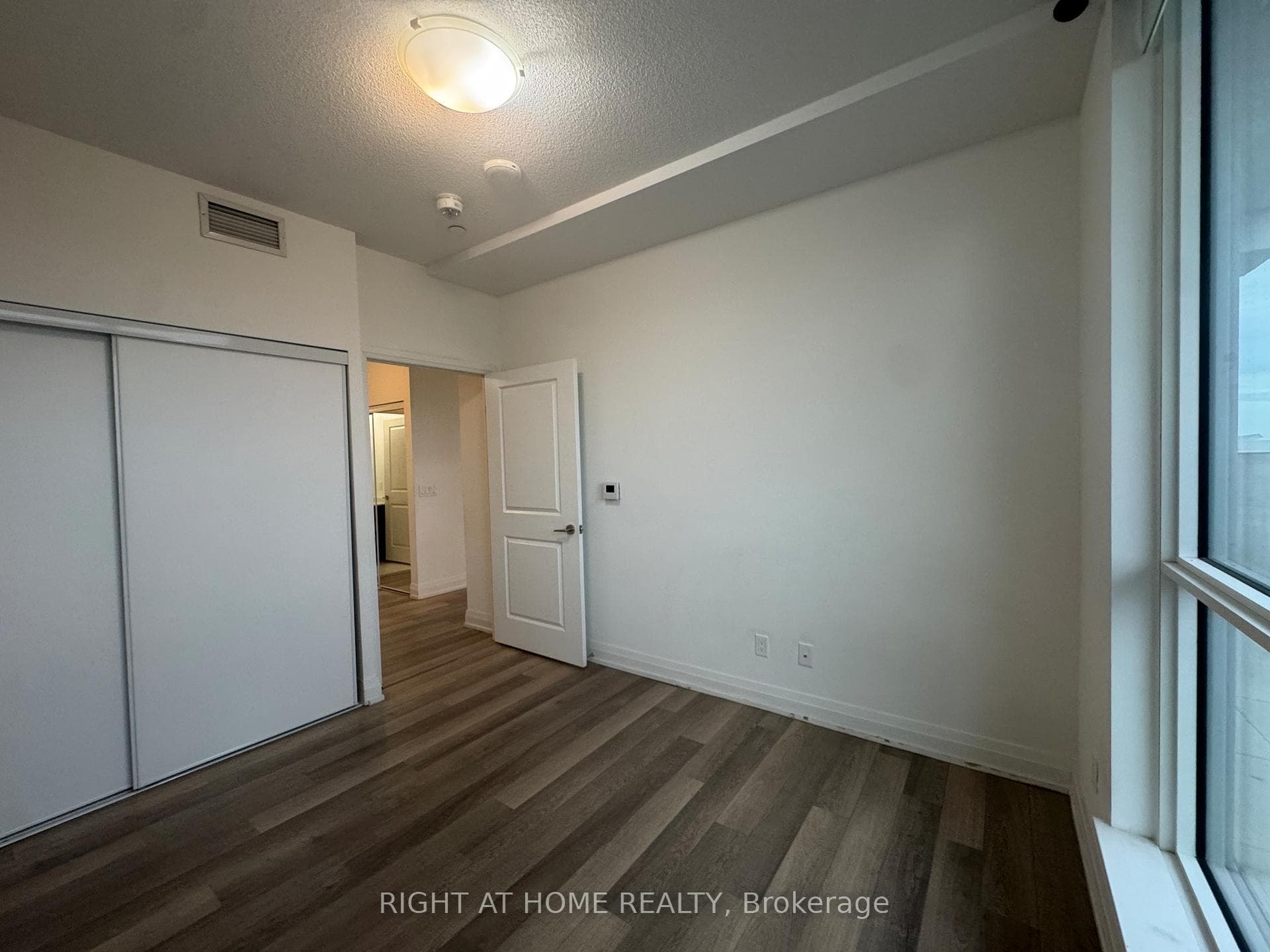 3121 Sheppard Avenue Unit 905 photo 35