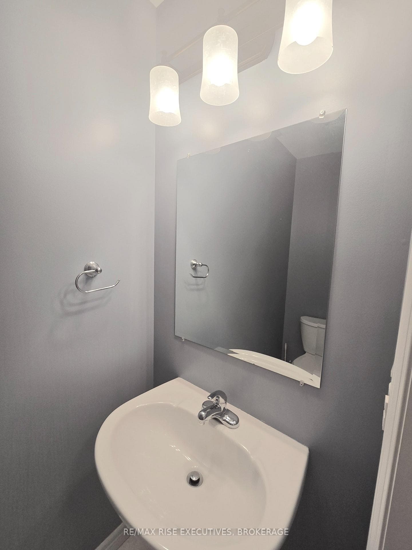 949 Blossom Street Unit 1 photo 15