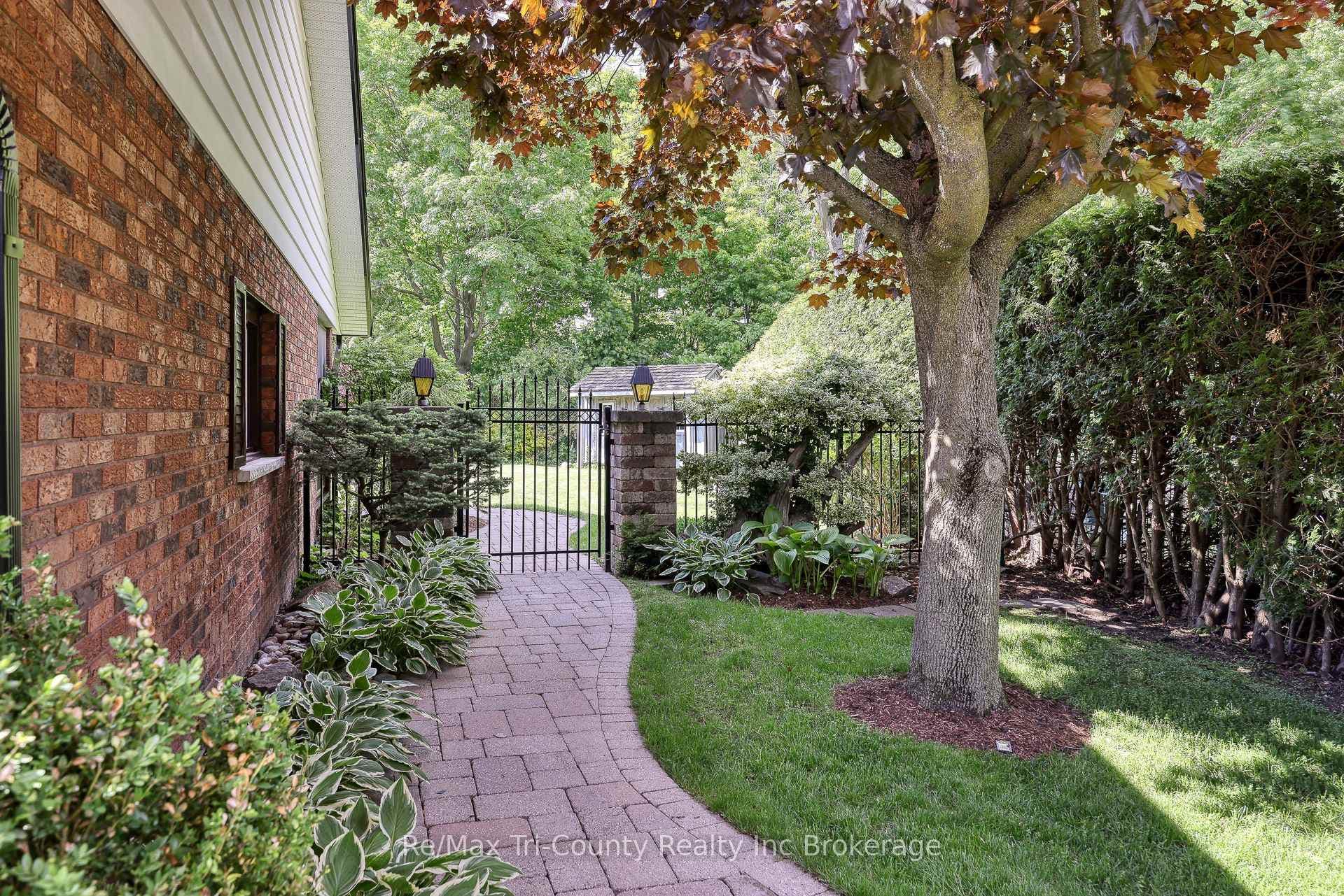 sidewalk to backyard