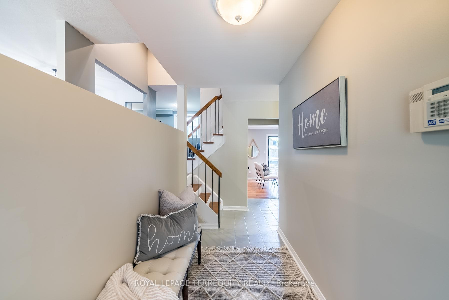 181 Hazelwood Drive photo 4