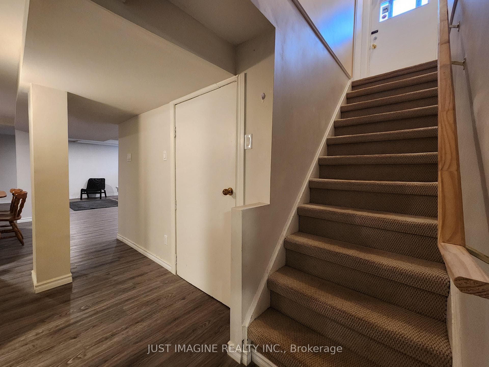 895 Chapman Boulevard Unit B photo 20