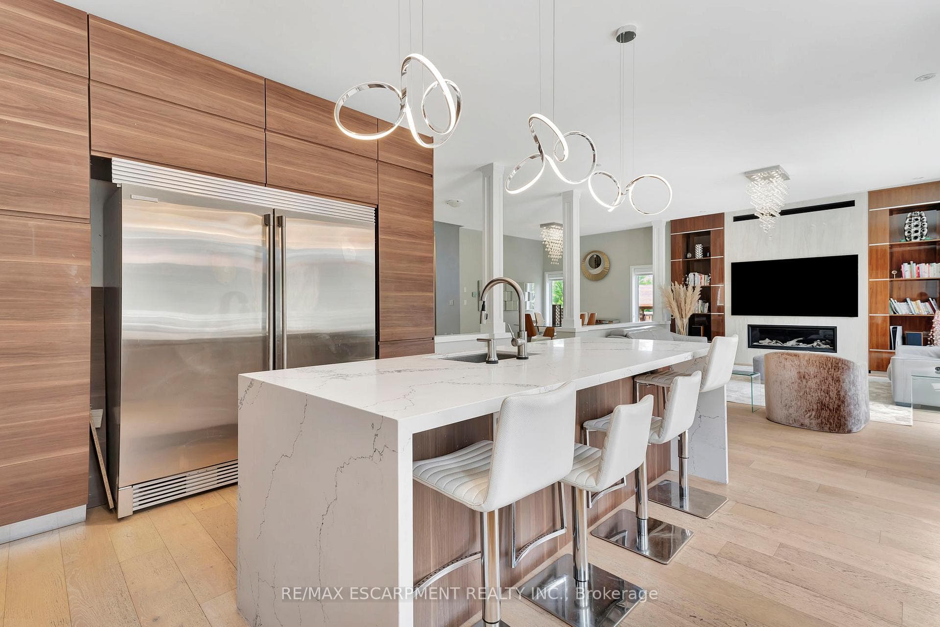9 Irwin Avenue photo 11
