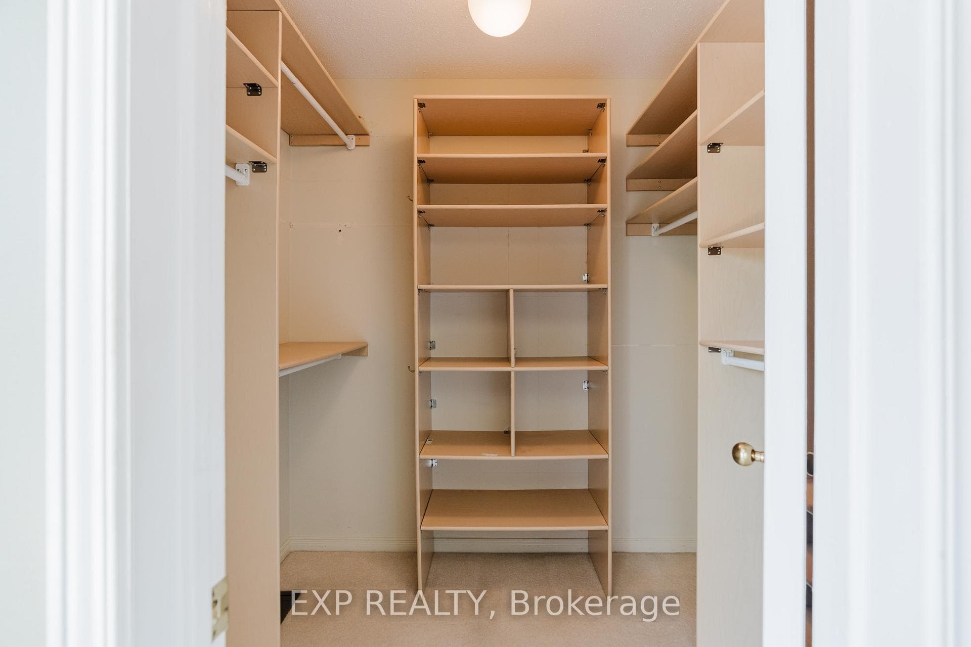 6 Forsyth Lane Unit 29 photo 17