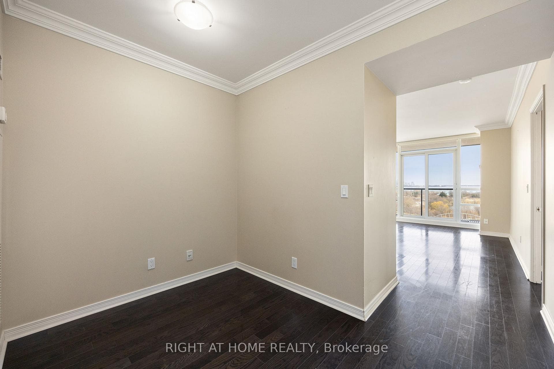 2240 Lake Shore Boulevard Unit 806 photo 20