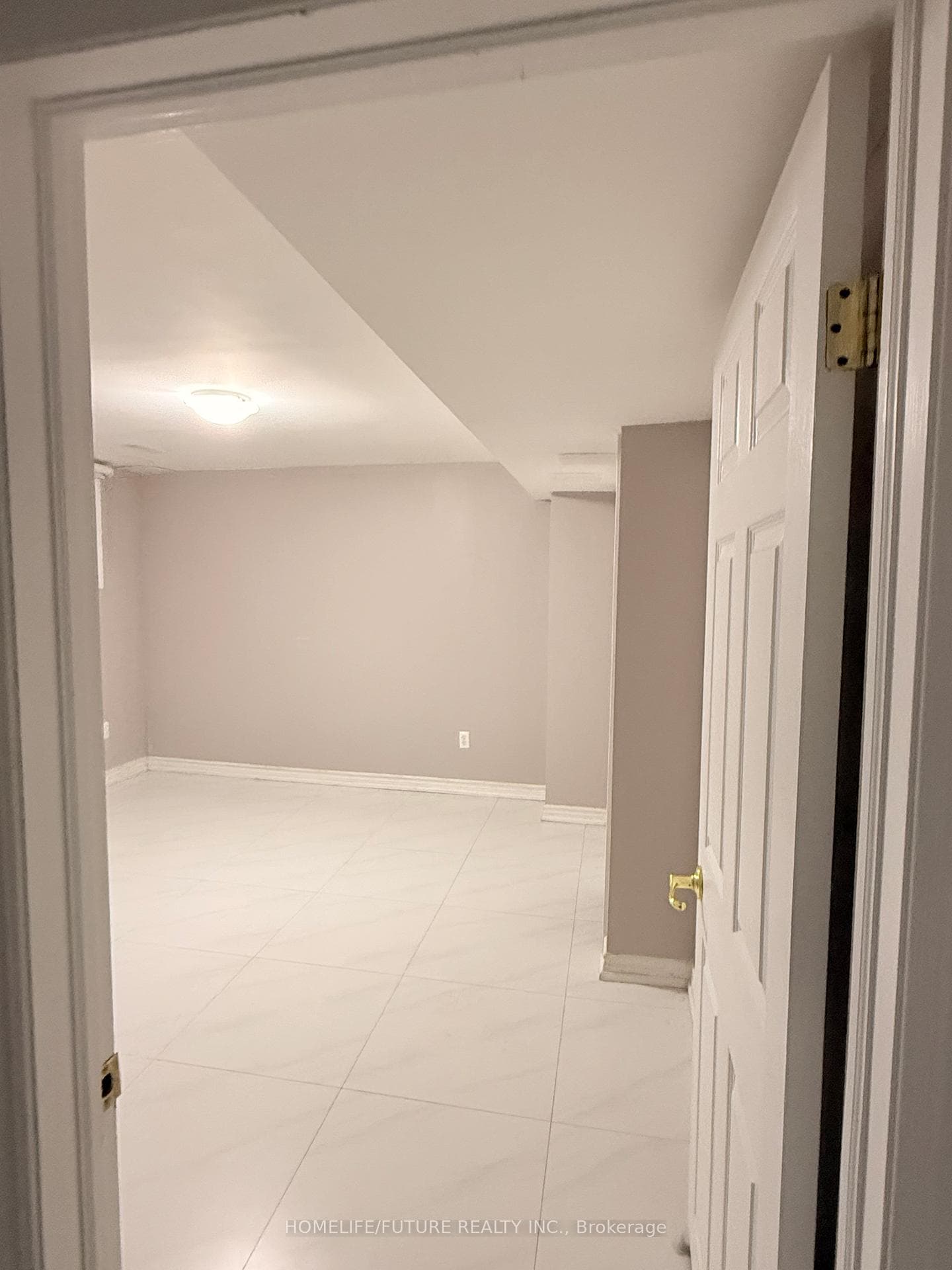4 Meandering Trail Unit Bsmt photo 6