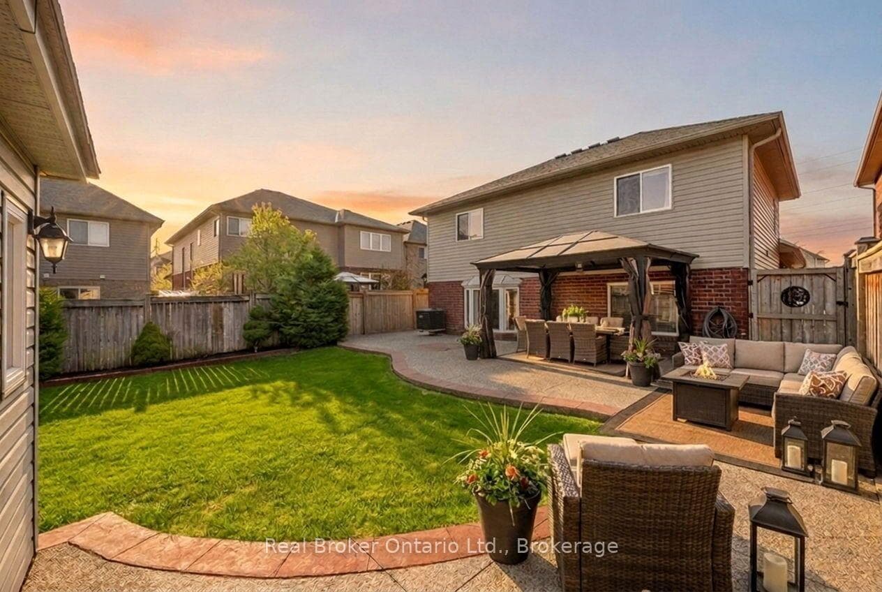 51 Sundance Crescent photo 19