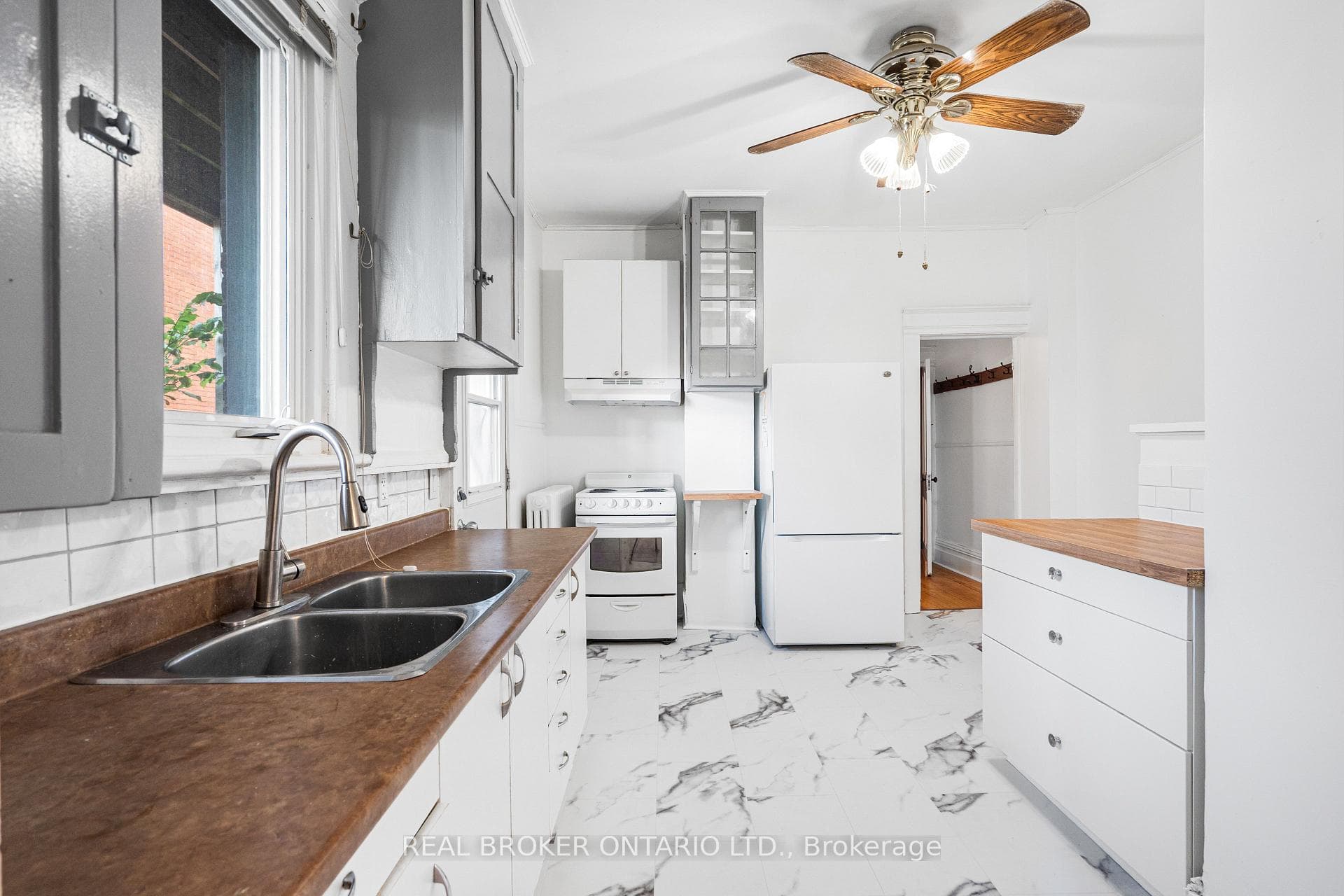72 Upper Lorne Place Unit 1 photo 11