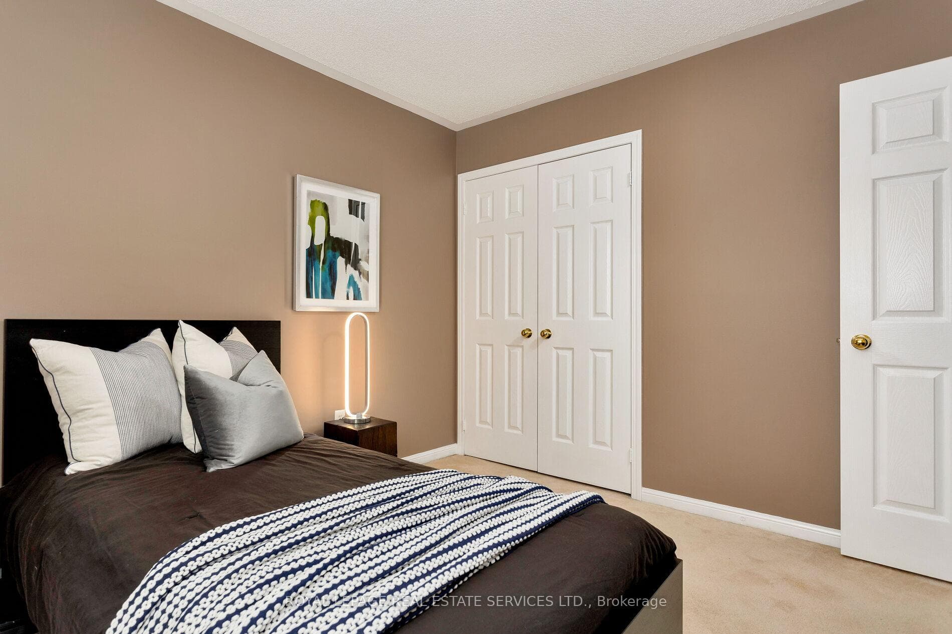1359 Ridgebank Drive photo 30