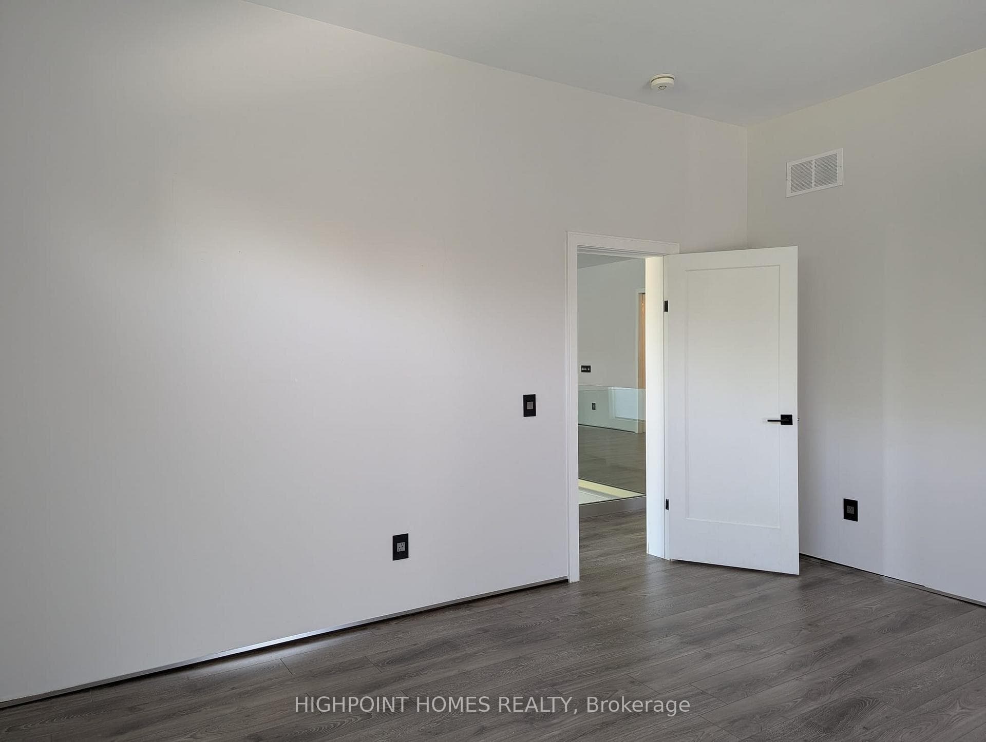 5010 Barber Street photo 28