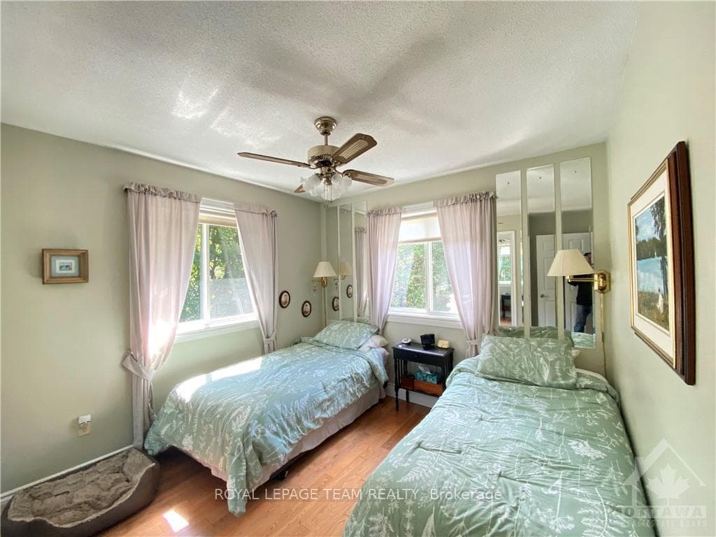 575 BURNSTOWN Road photo 13