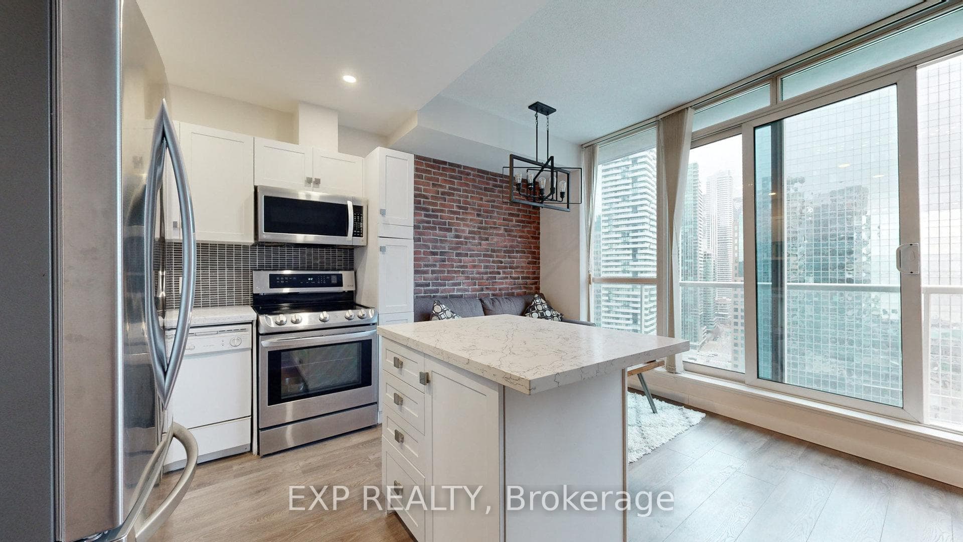 8 York Street Unit 2404 photo 7