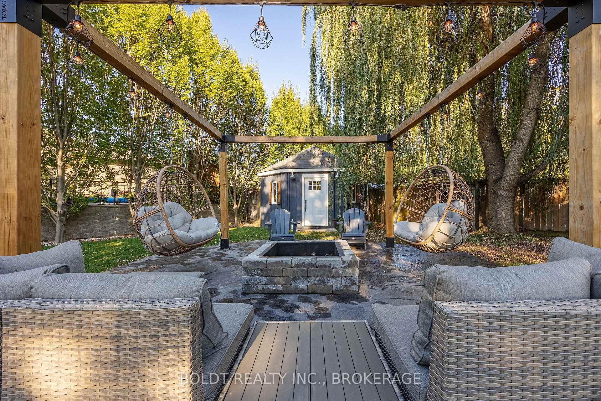 536 Thorold Road photo 24